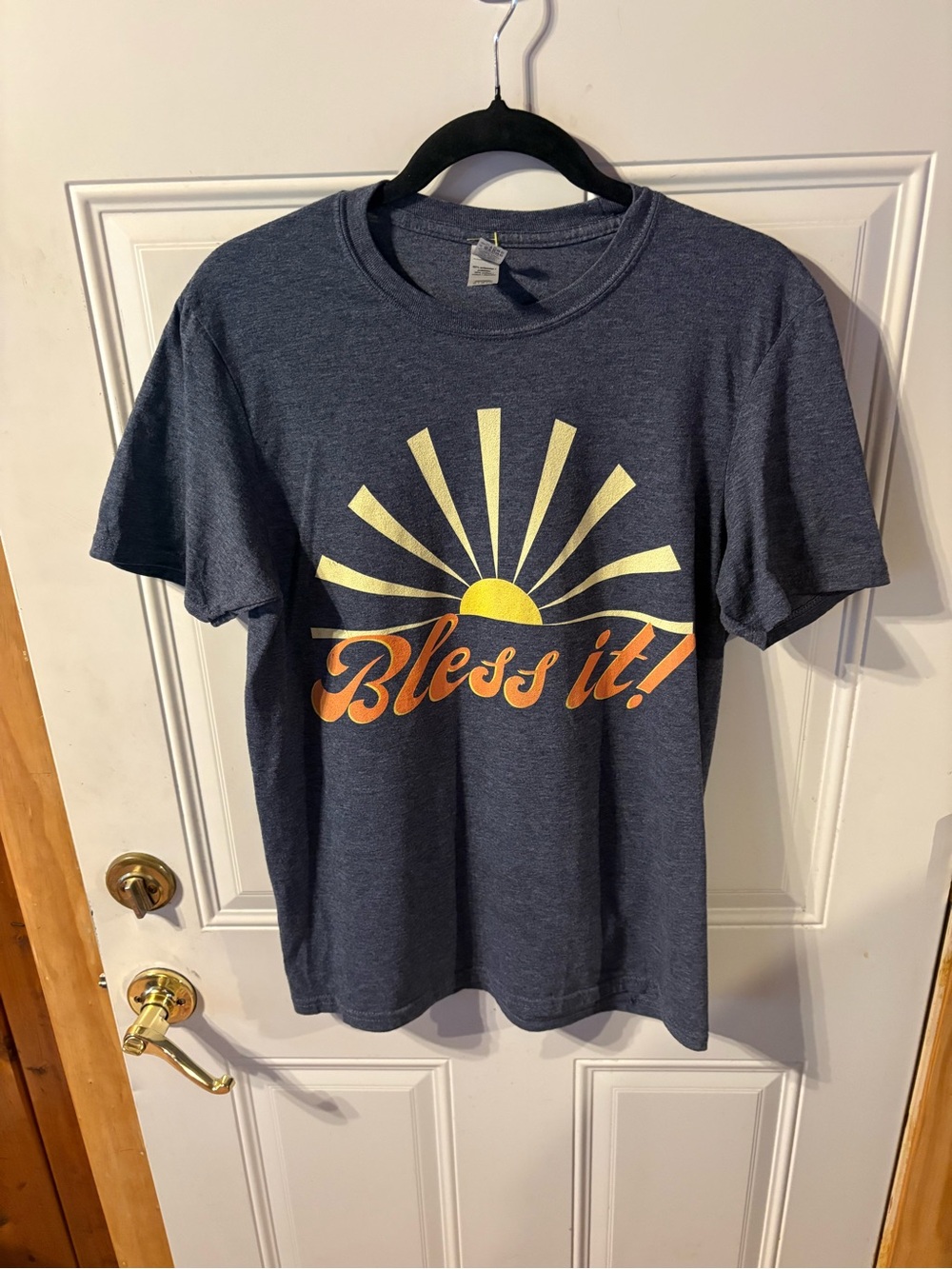 Gildan Tee Size Medium